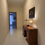 Nr41 - Village Centre - Steps From The Sea, Restaurants, Shops And Amenities 마르사실로크