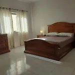 Nr41 - Village Centre - Steps From The Sea, Restaurants, Shops And Amenities