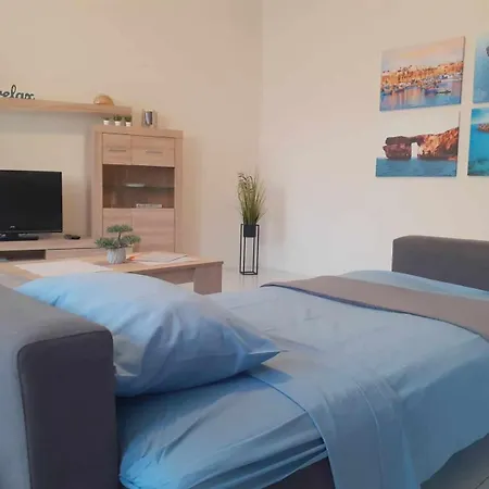 Nr41 - Close To Village Centre, Promenade, Shops & Restaurants شقة