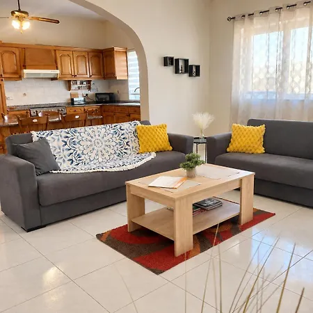 Apartamento Nr41 - Village Centre - Steps From The Sea, Restaurants, Shops And Amenities Marsaxlokk