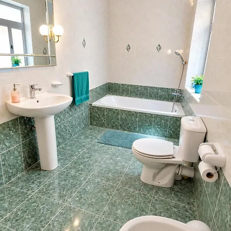 Nr41 - Village Centre - Steps From The Sea, Restaurants, Shops And Amenities * Marsaxlokk