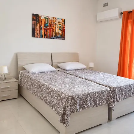 Apartamento Nr41 - Village Centre - Steps From The Sea, Restaurants, Shops And Amenities Marsaxlokk