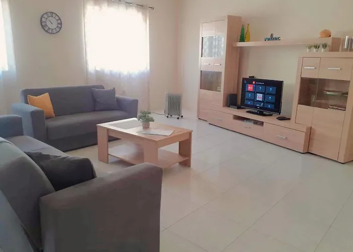 Nr41 - Close To Village Centre, Promenade, Shops & Restaurants Apartament Marsaxlokk