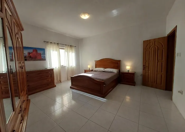 Nr41 - Close To Village Centre, Promenade, Shops & Restaurants * Marsaxlokk